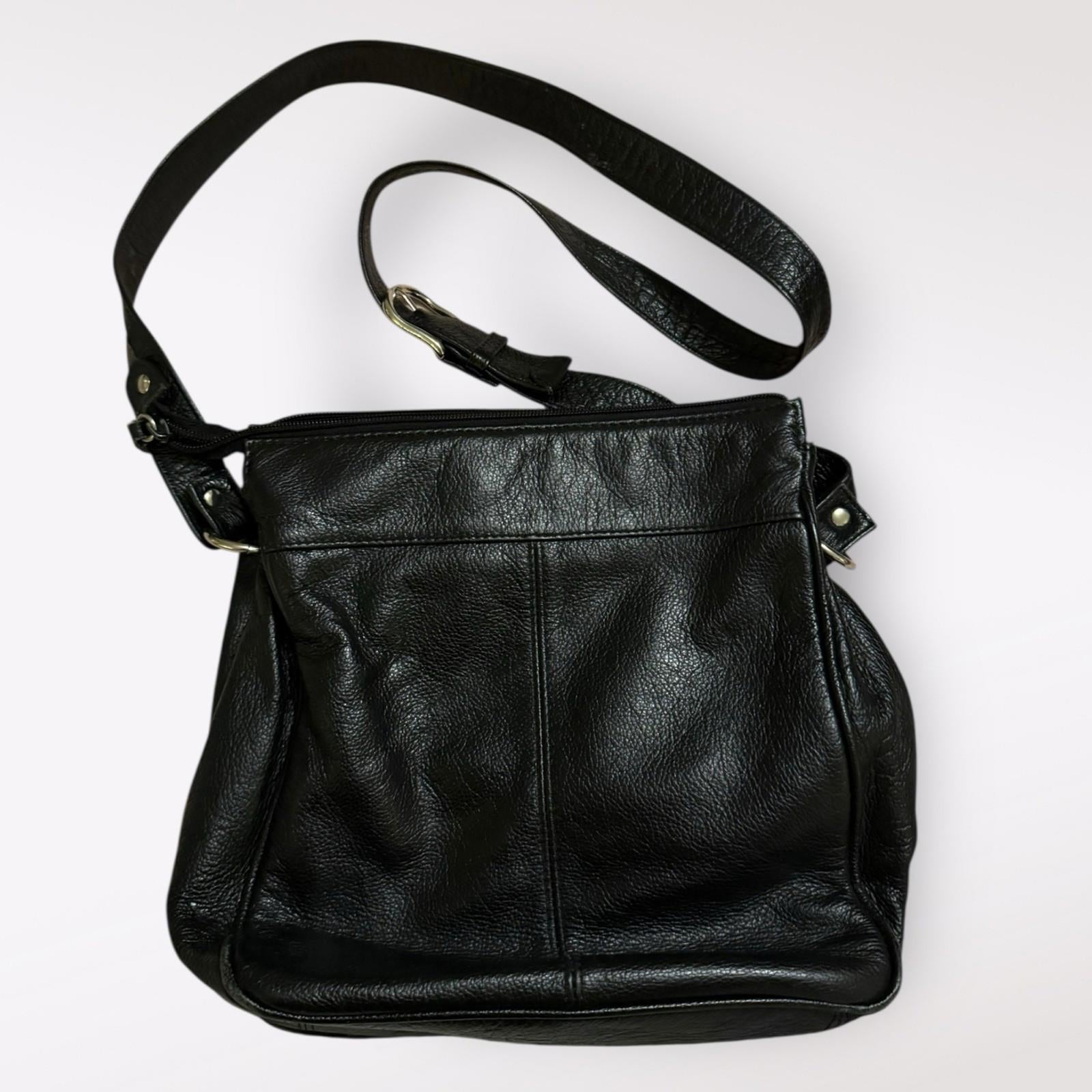 Wilson leather Crossbody Purse multi  compartments Black