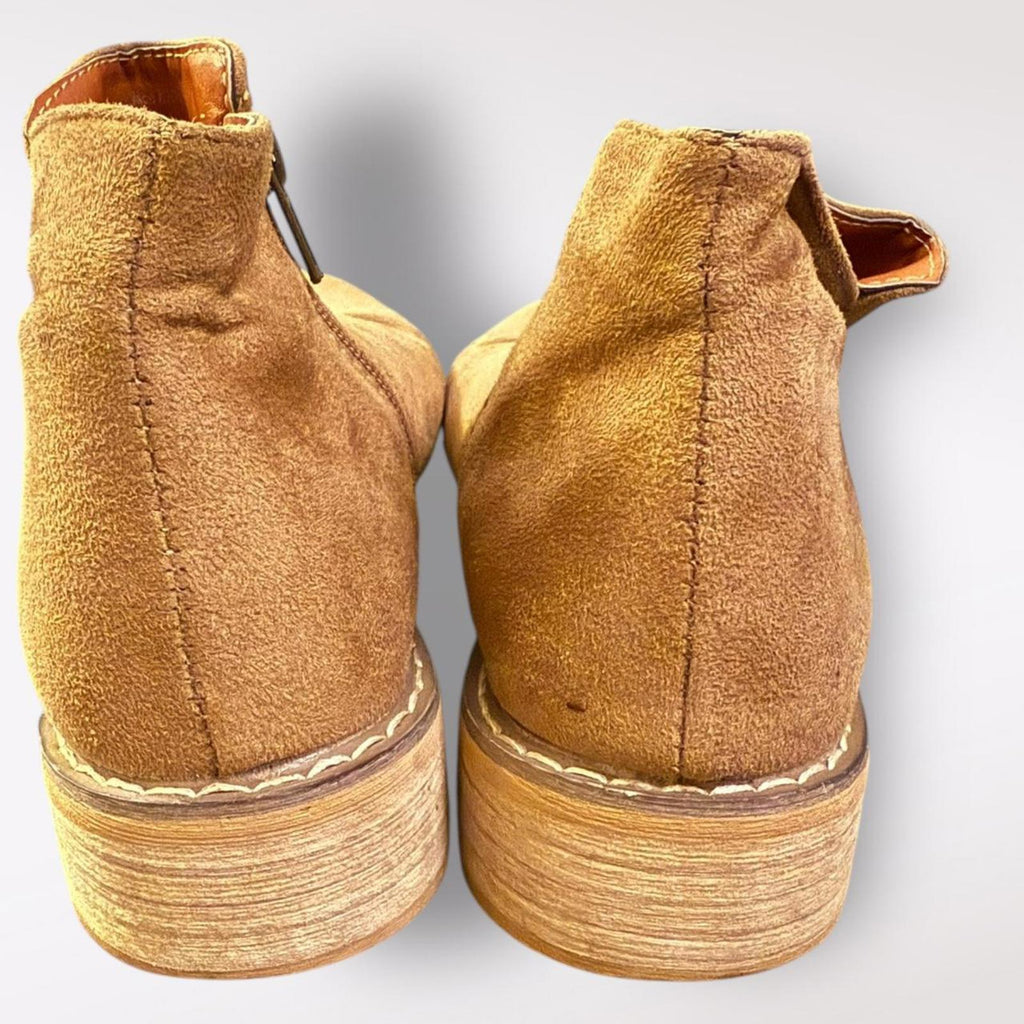 Seven7 Women's Tan Ankle Boots