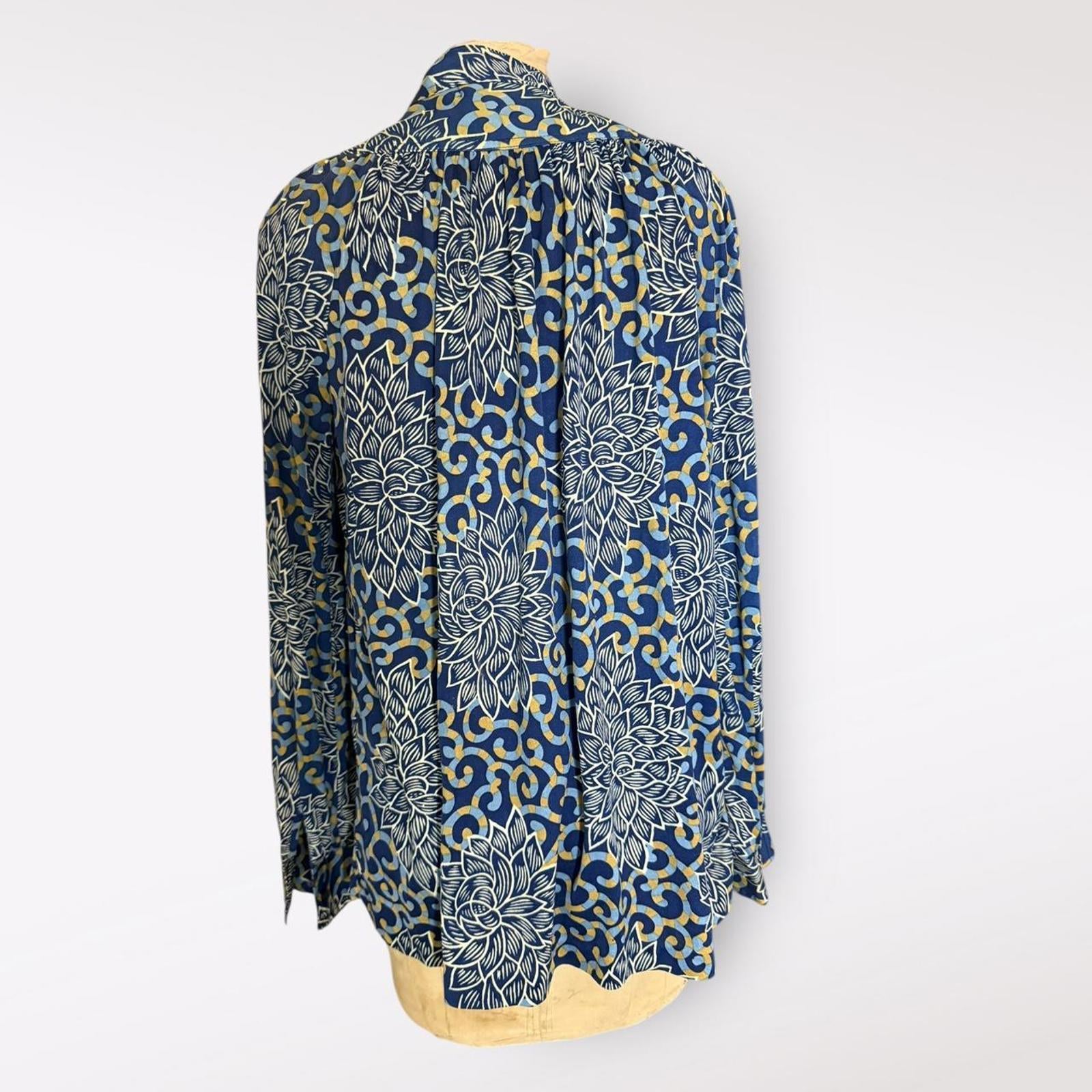 Limerix Vintage Blue Floral Patterned Long Sleeve Shirt