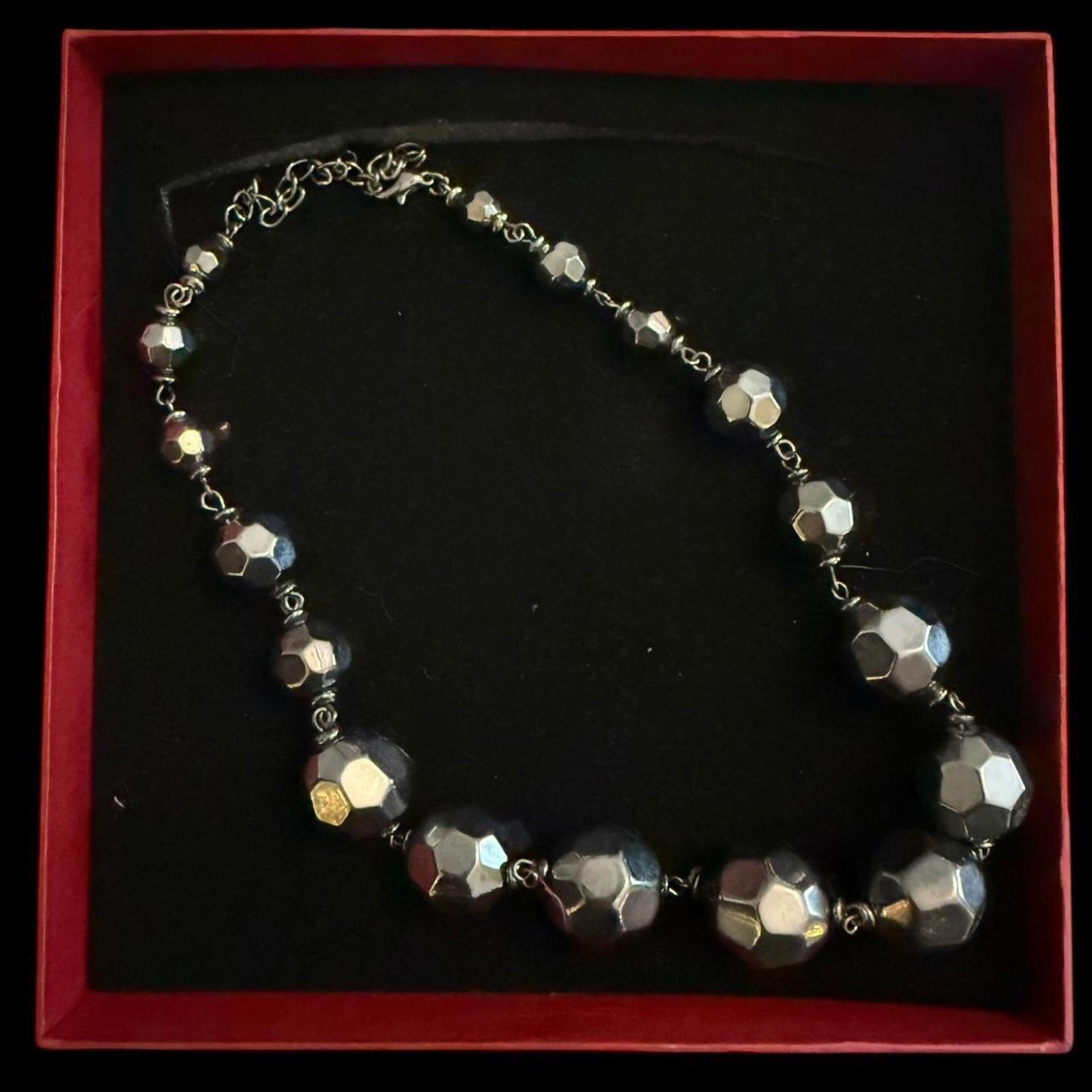 Silver Tone Facetted Bead Choker