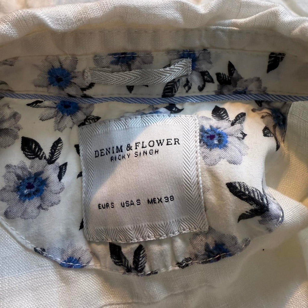 Denim And Flower White Button Up Shirt Size S