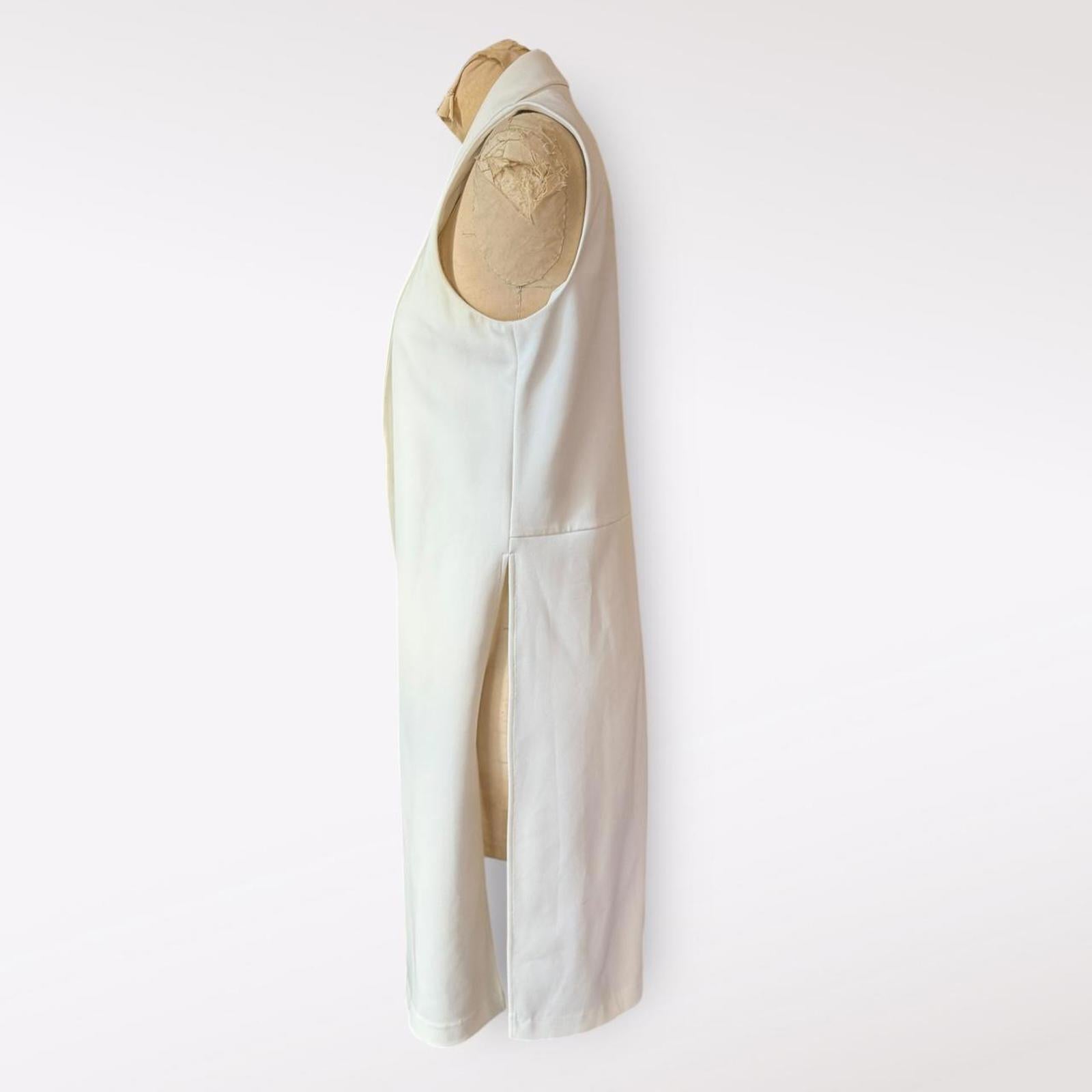 Tahari Cream Sleeveless Long Vest