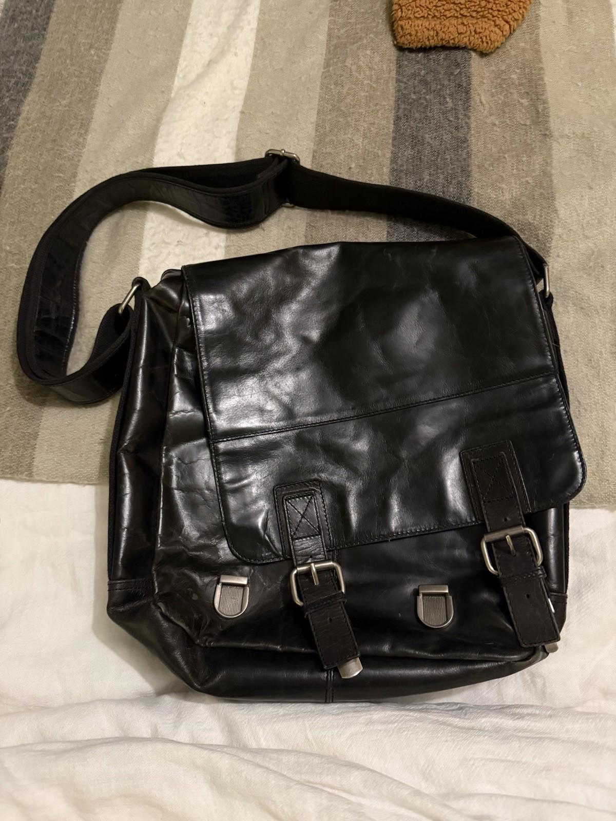 Fossil Vintage Black Leather Briefcase Messenger Computer Laptop Bag