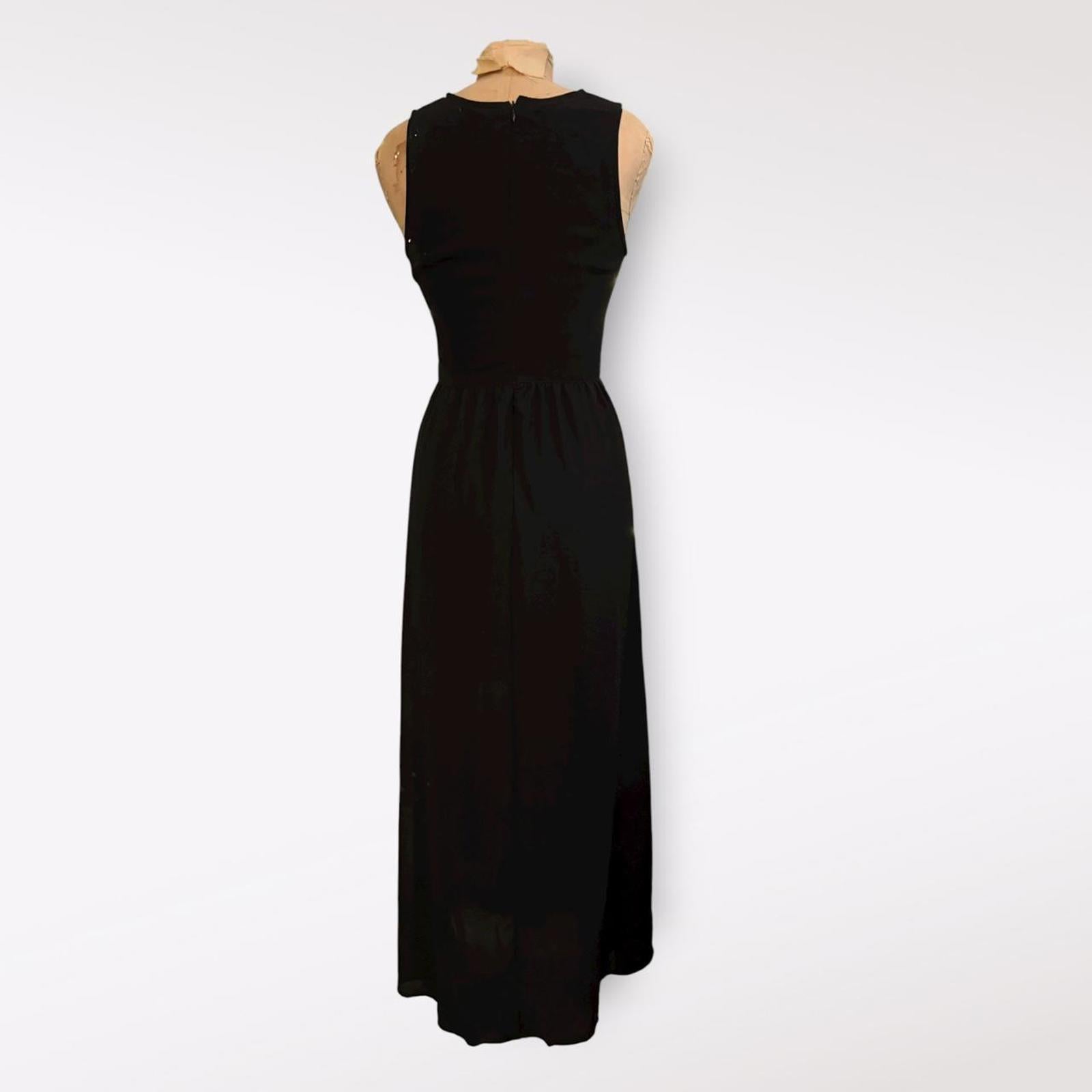 YOU Zuiki Black Maxi Dress