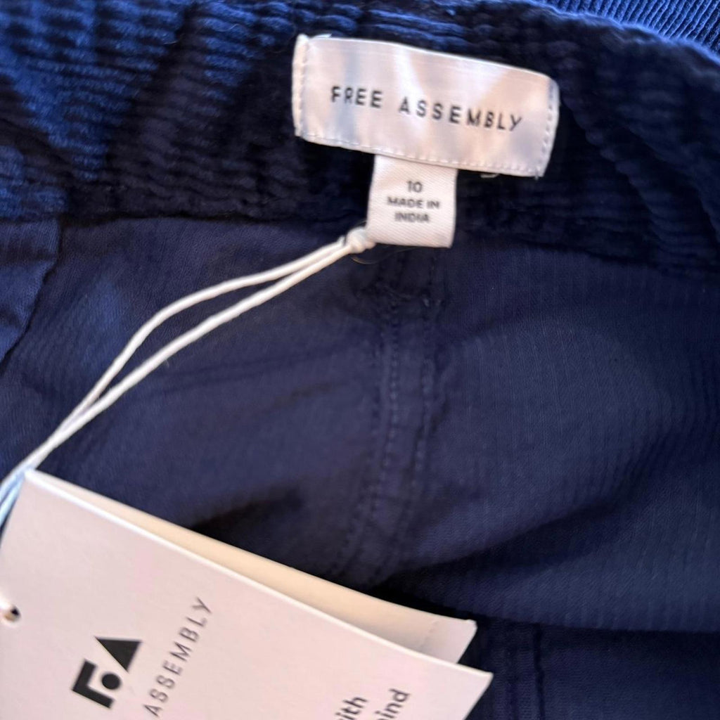 Free Assembly Women's Navy Blue Corduroy Pants