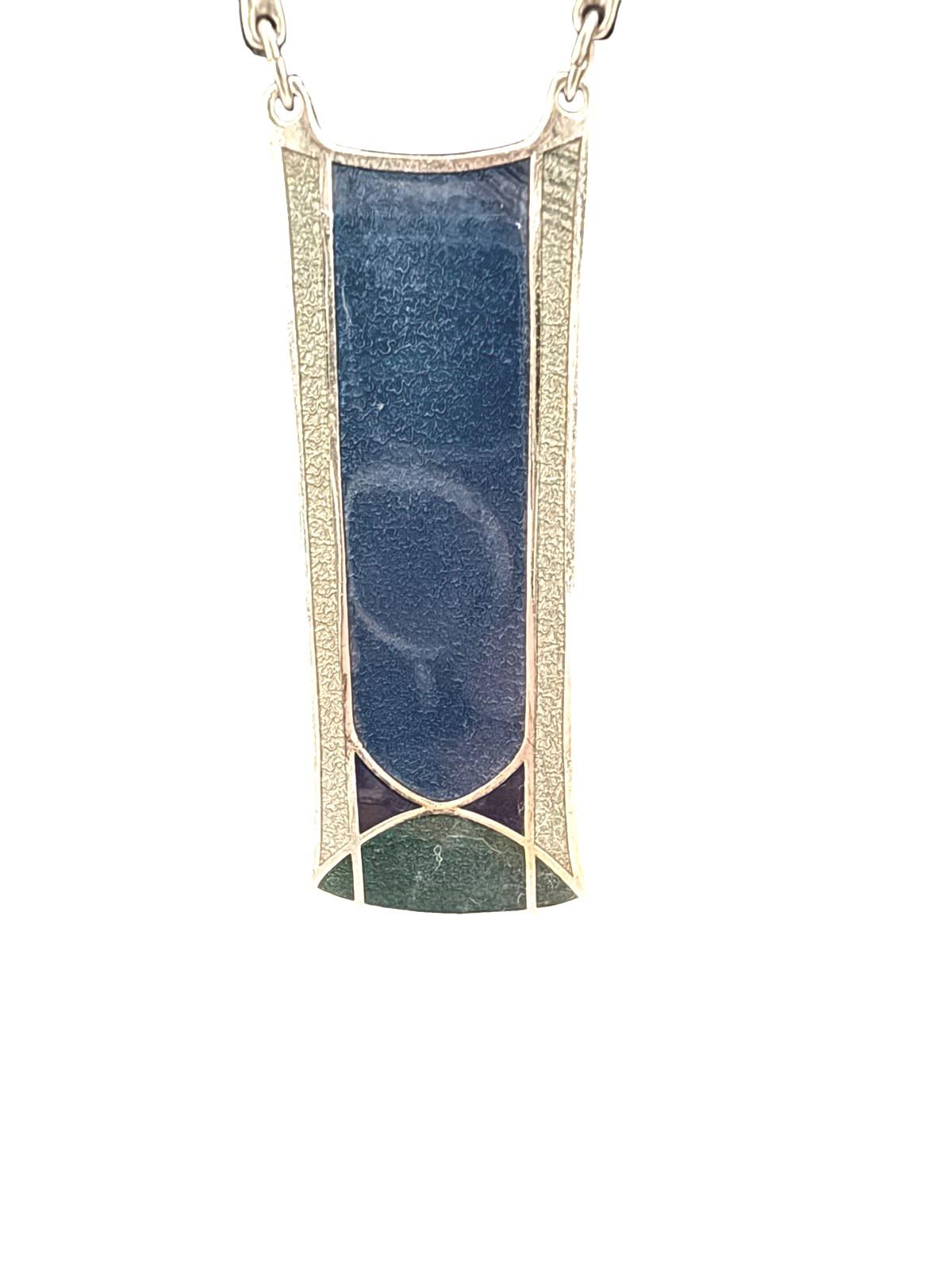 Silver Tone Pendant Necklace with Blue Inlay