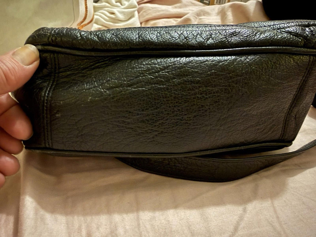 Wilson leather Crossbody Purse multi  compartments Black