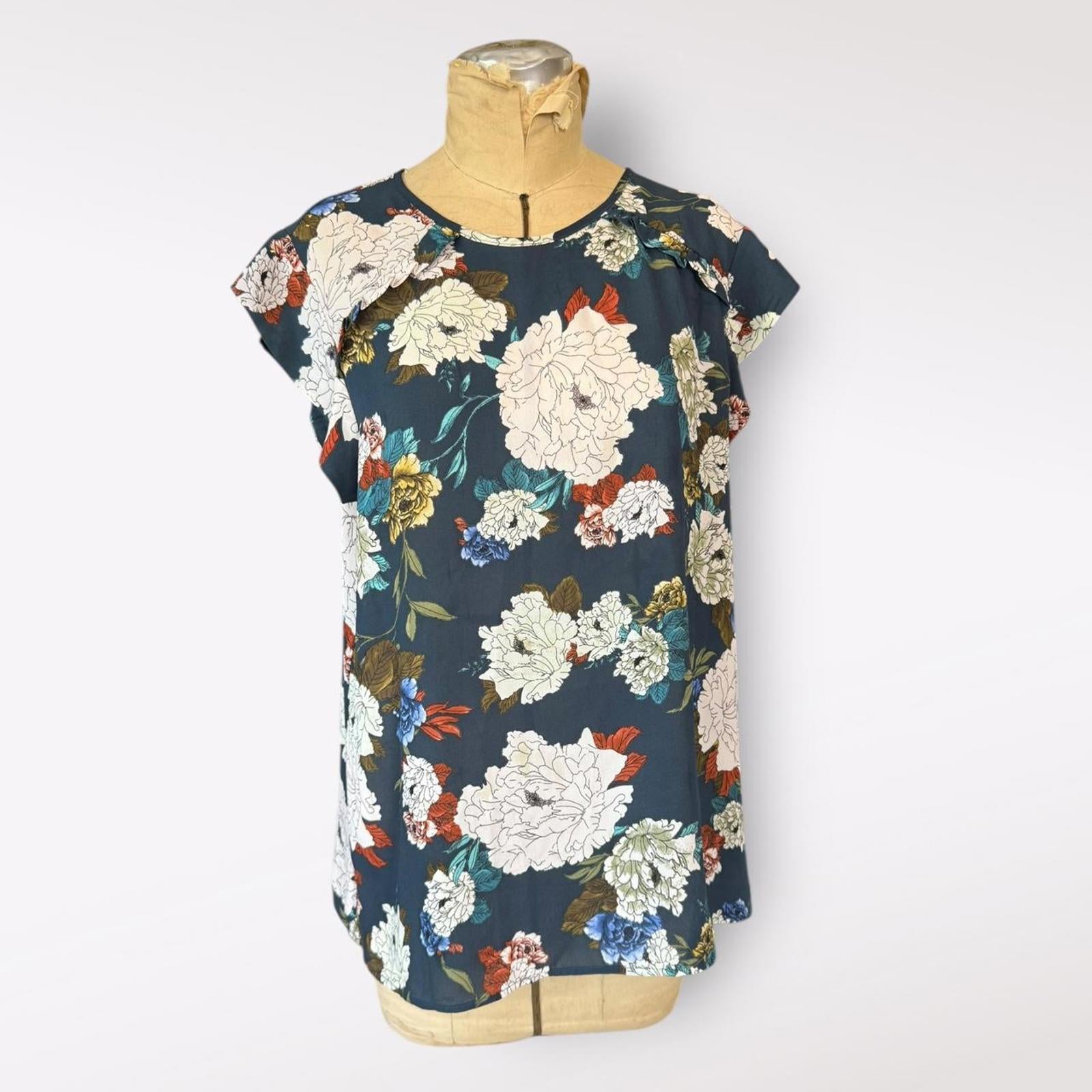 DR2 Large Floral Print Short Sleeve Blouse