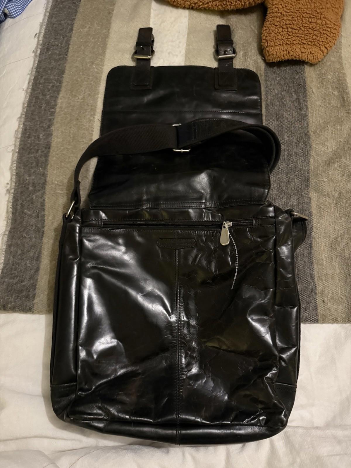 Fossil Vintage Black Leather Briefcase Messenger Computer Laptop Bag