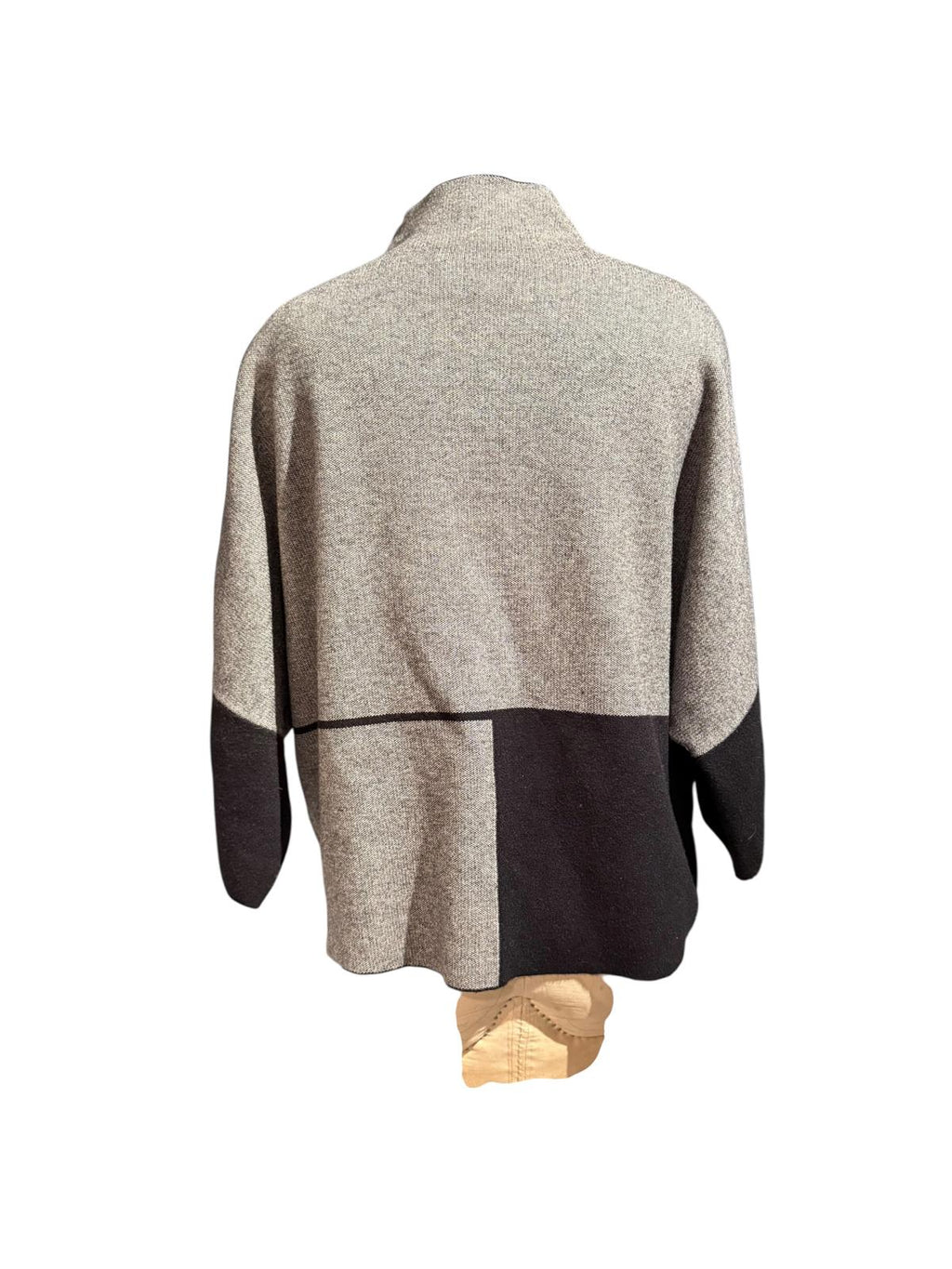 Joseph Ribkoff Gray and Black Colorblock Sweater Poncho