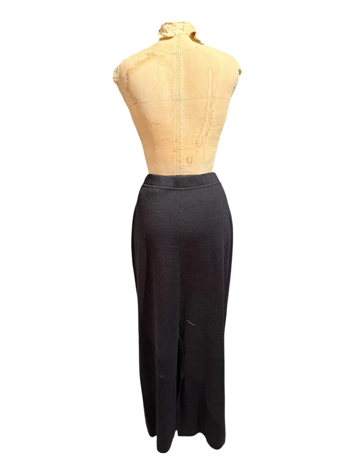 Teri Jon Classic Black Wool Long Knit Skirt