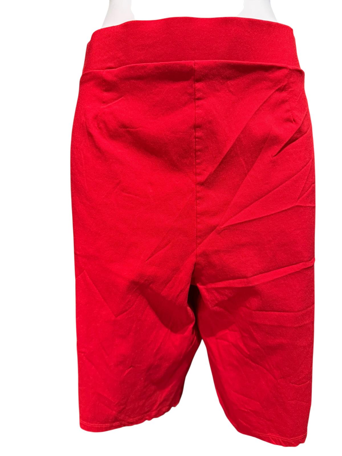 Chloe + Jasmine Red Knee-Length Casual Shorts