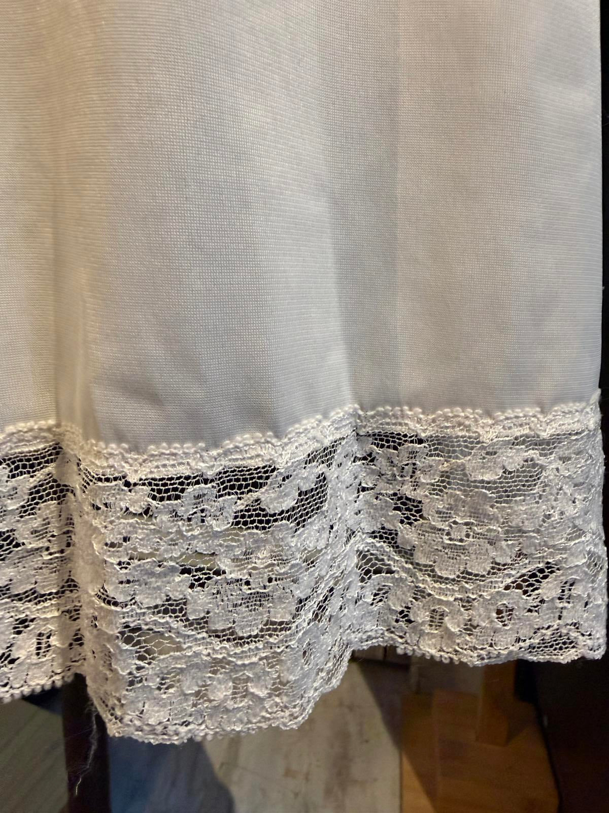 Vassarette Vintage Cream Lace Trim Slip Dress