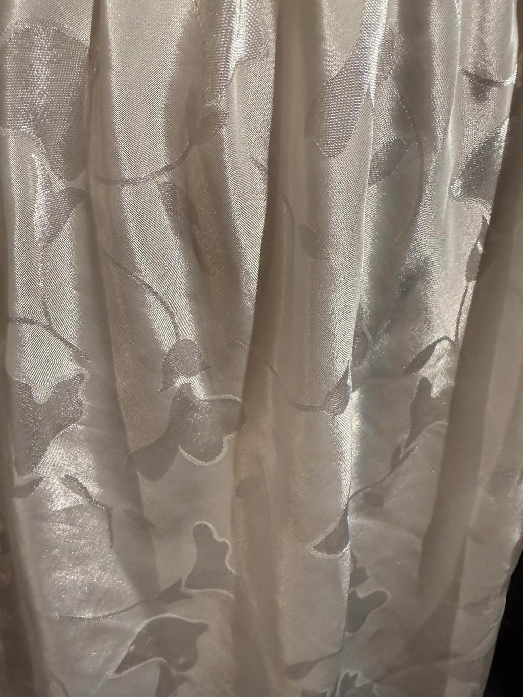 Vintage White Midi Slip Skirt with Elastic Waist