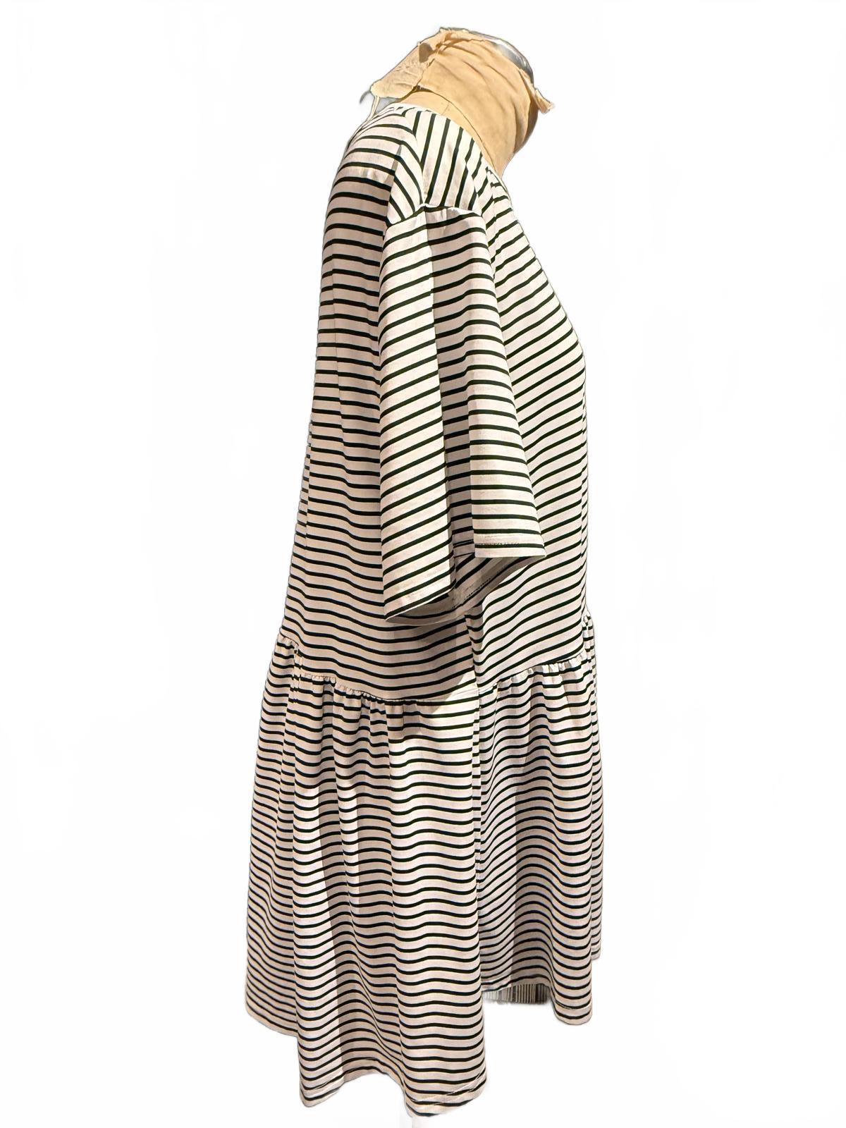 Casual Black and White Striped Short Sleeve Dress