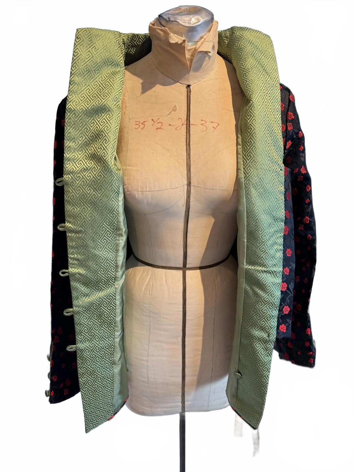 Keke Collection Black and Red Floral Patterned Jacket with Button Closure