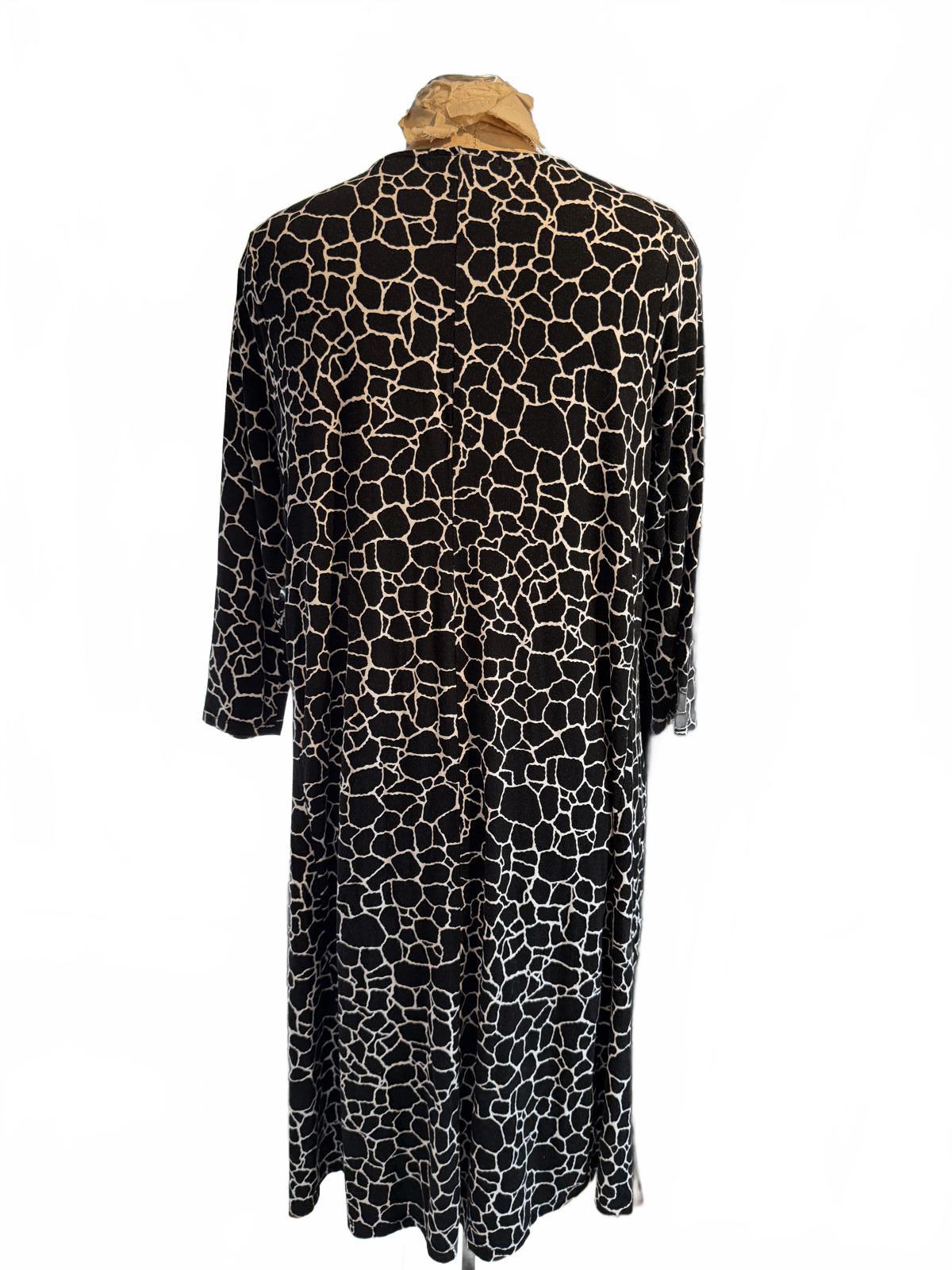 Jessica London Black and White Patterned Long Sleeve Midi Dress