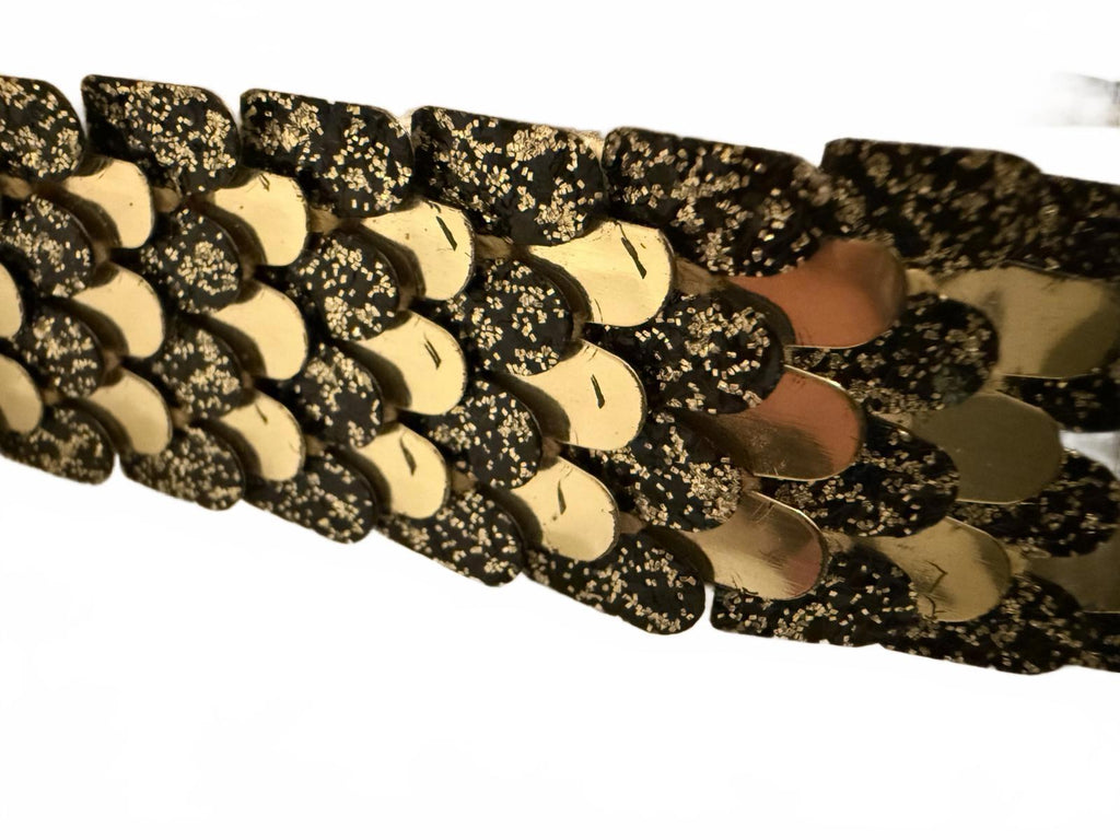 Gold-Tone Floral Detail Metal Stretch Belt
