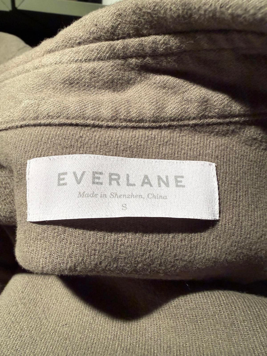 Everlane Casual Olive Green Long Sleeve Button-Up Shirt