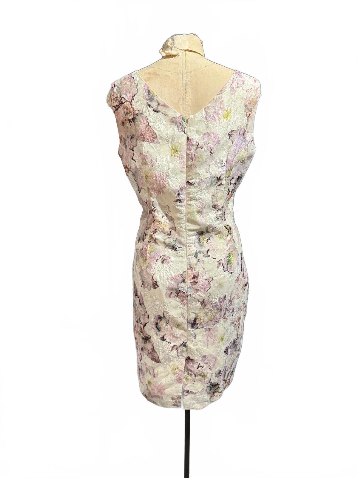 PIT Amsterdam Elegant Sleeveless Floral Jacquard Sheath Dress