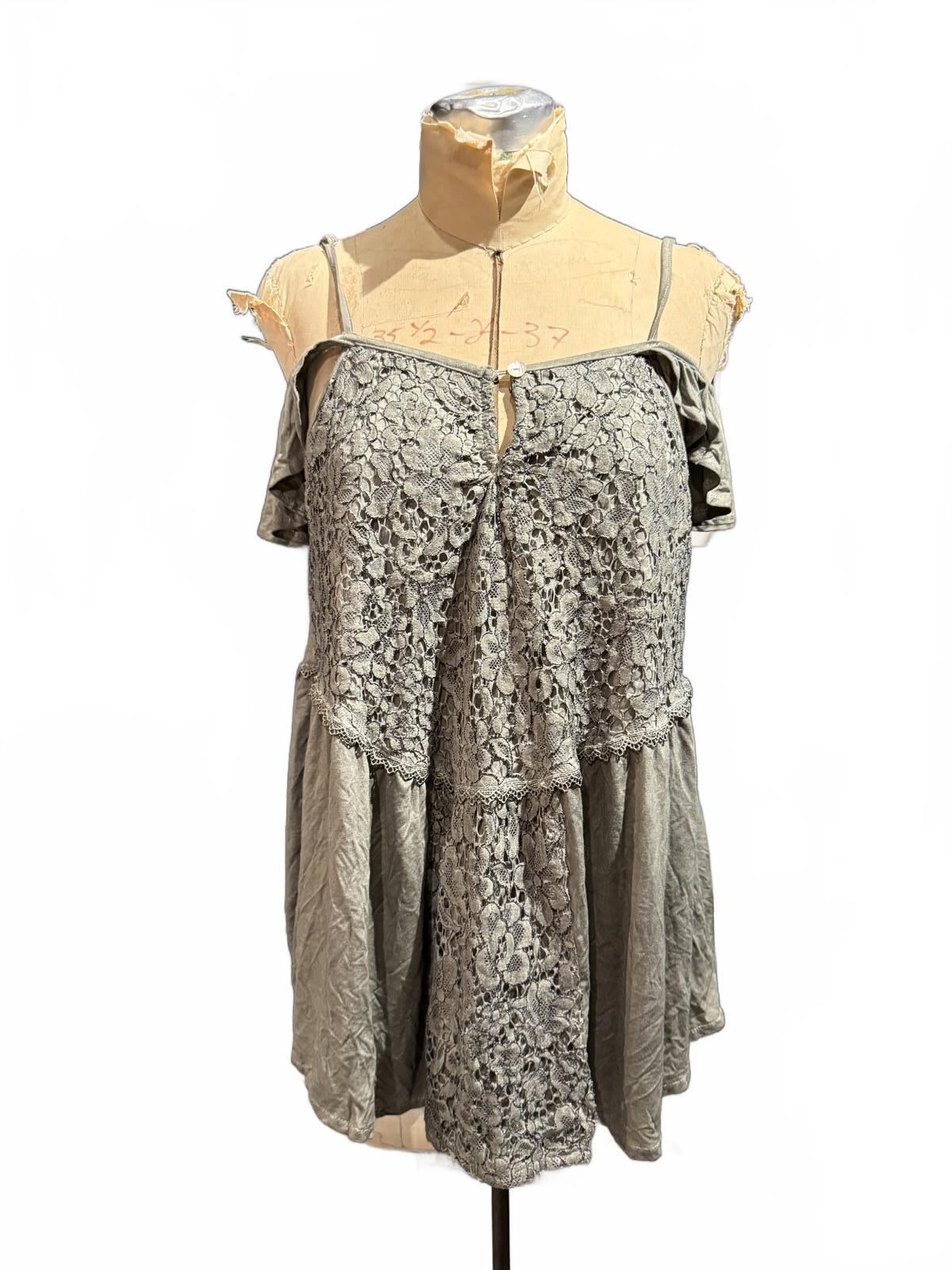 POL Lightweight Cold Shoulder Hi-lo Dress with Lace Detail