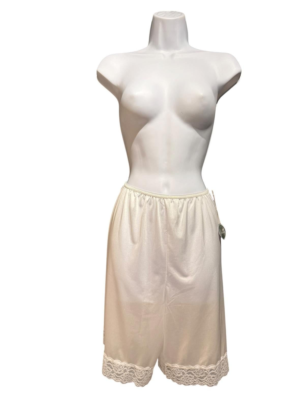 Wondermaid White Lace Trim Half Slip Tap Shorts