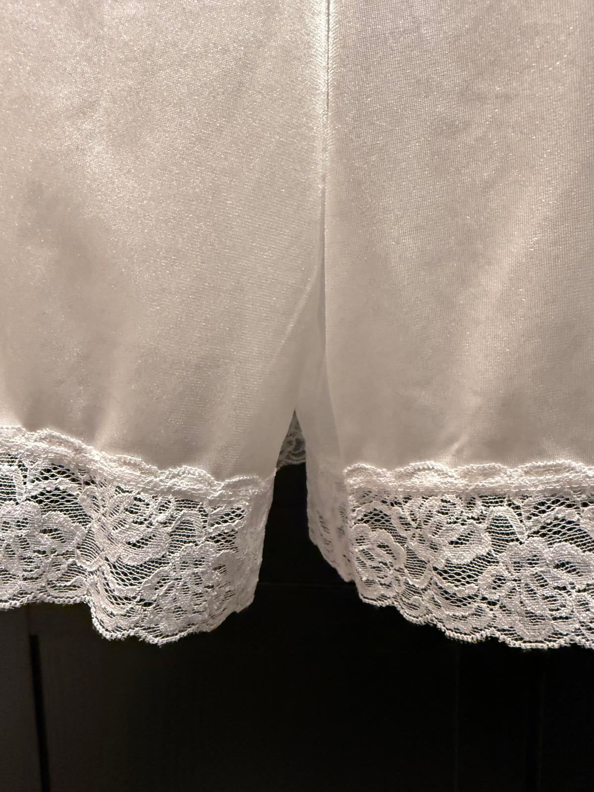 Wondermaid White Lace Trim Half Slip Tap Shorts