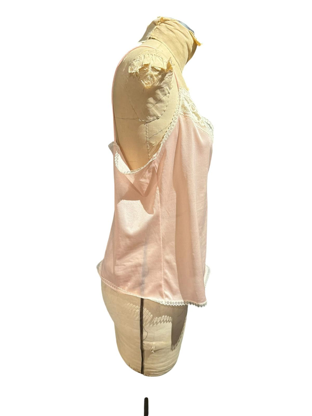 Avon Private Treasures Vintage Light Pink Lace Trim Camisole Top