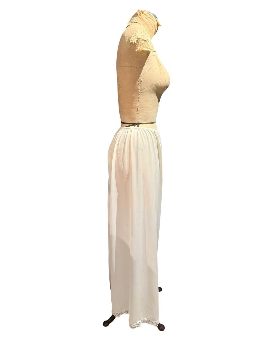 Kayser Vintage White Lace Trim Slip Skirt