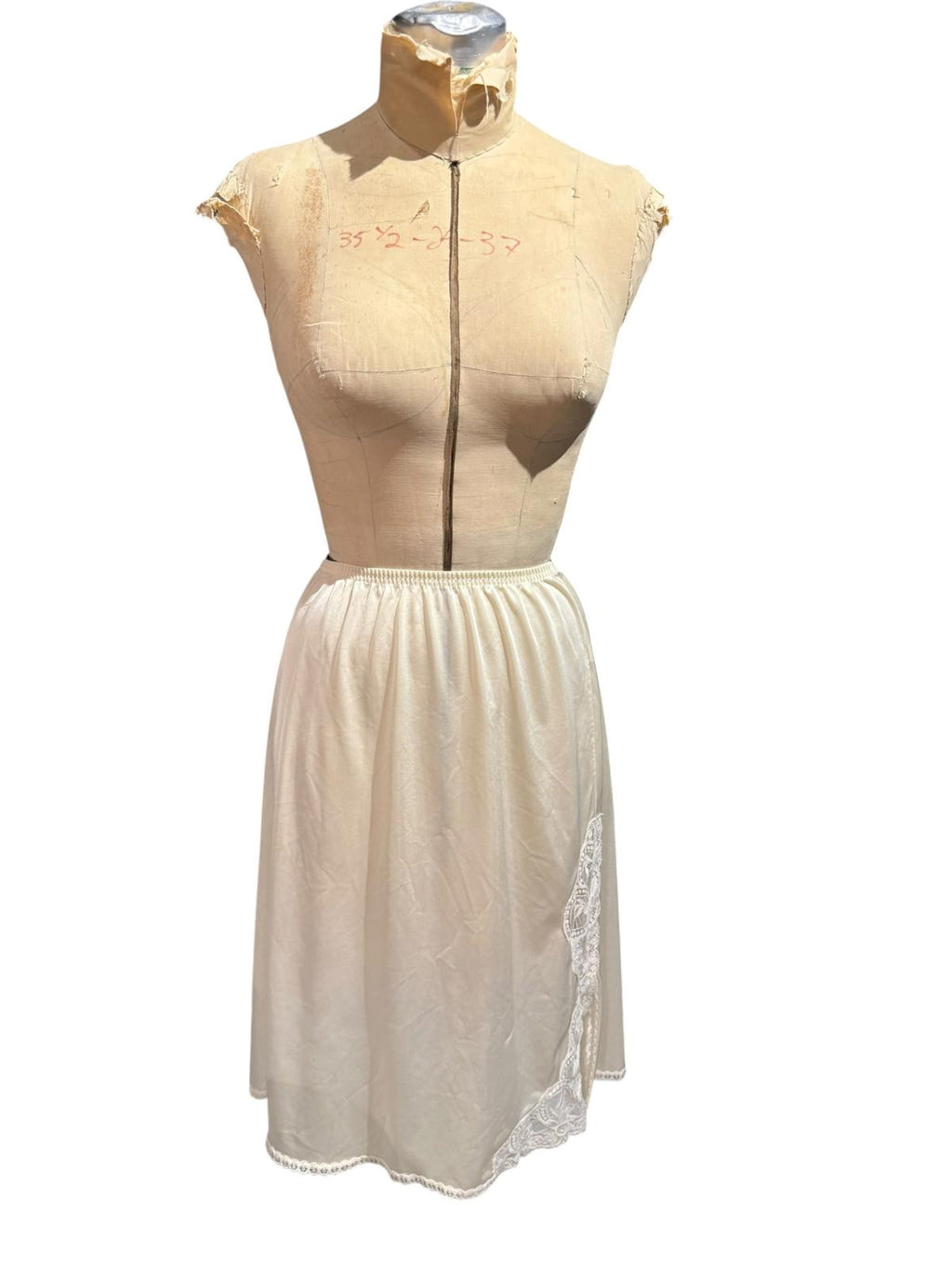 Vanity Fair Cream Vintage Half Slip with Lace Trim