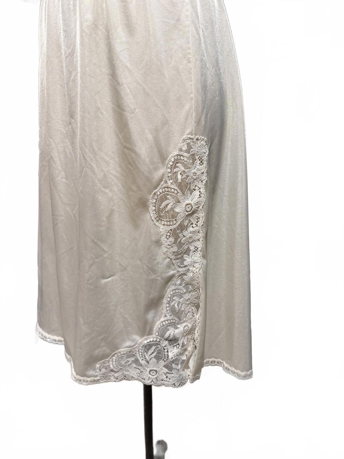 Vanity Fair Cream Vintage Half Slip with Lace Trim