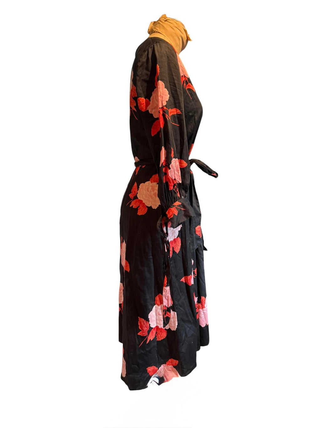 Who What Wear Black Floral Long Sleeve Midi Dress with Belt
