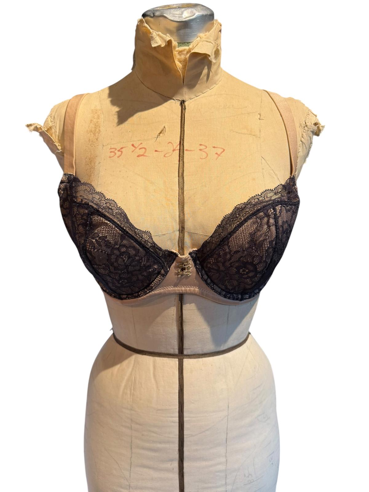 Vassarette Lace Overlay Nude and Black Bra with Adjustable Straps