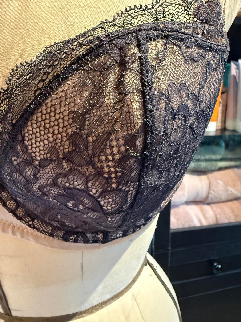 Vassarette Lace Overlay Nude and Black Bra with Adjustable Straps