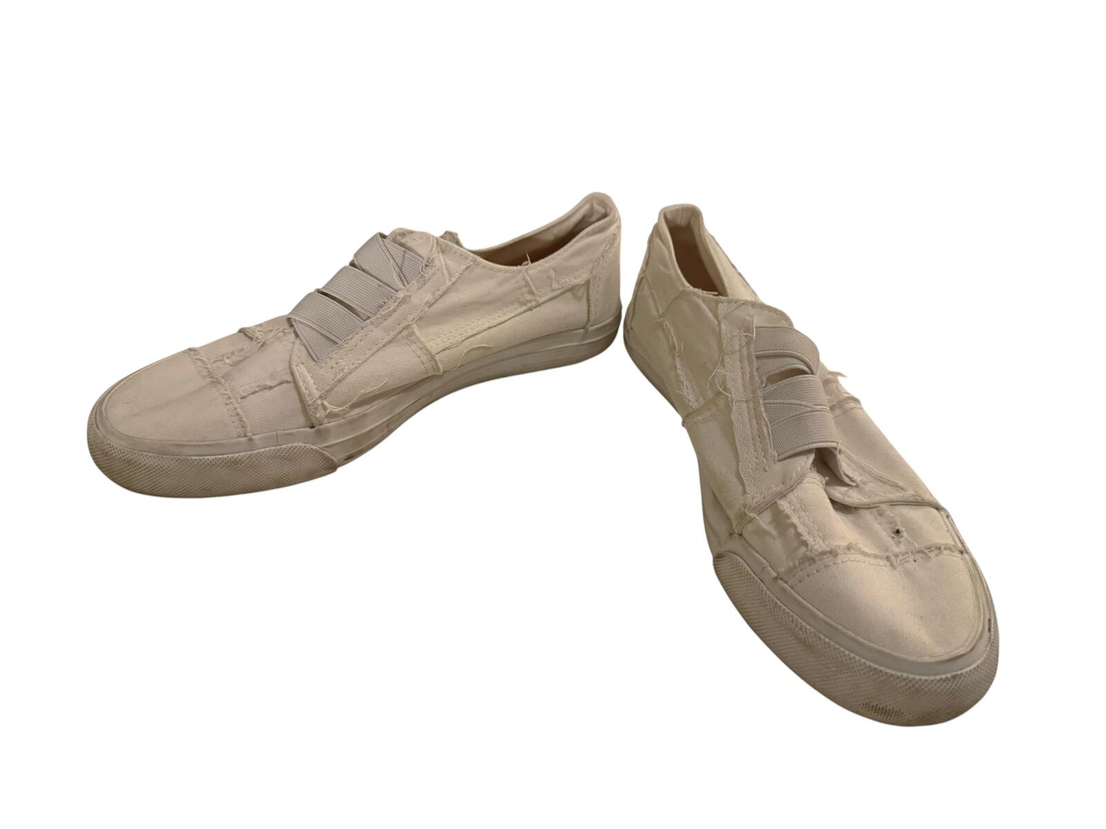 Blowfish White Slip-On Sneakers with Elastic Bands
