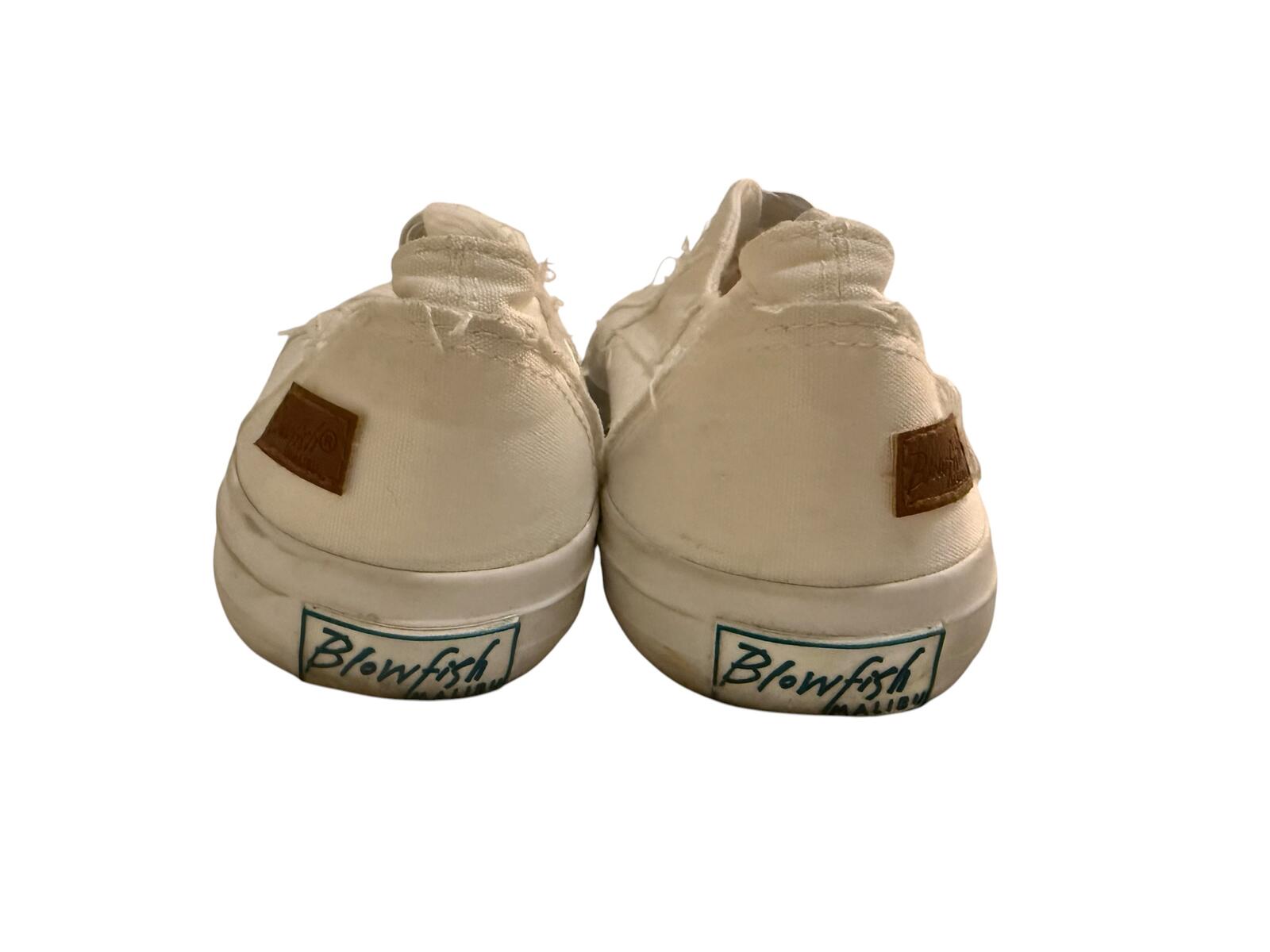 Blowfish White Slip-On Sneakers with Elastic Bands