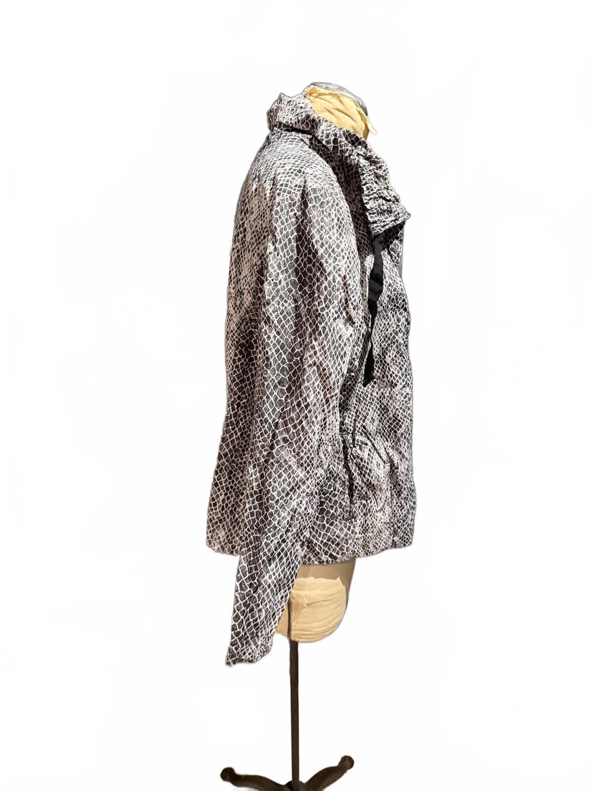 Chico’s Gray and Black Snakeskin Patterned Long Sleeve Jacket