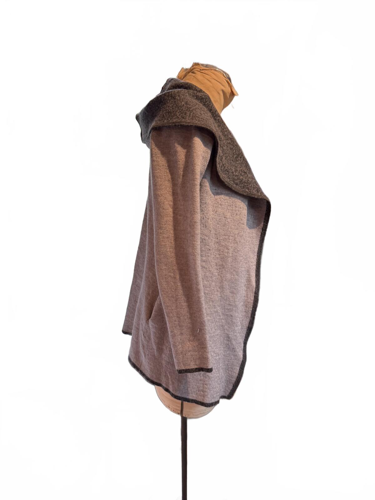 BNCI Two-Tone Gray Open Front Knit Cardigan with Large Collar