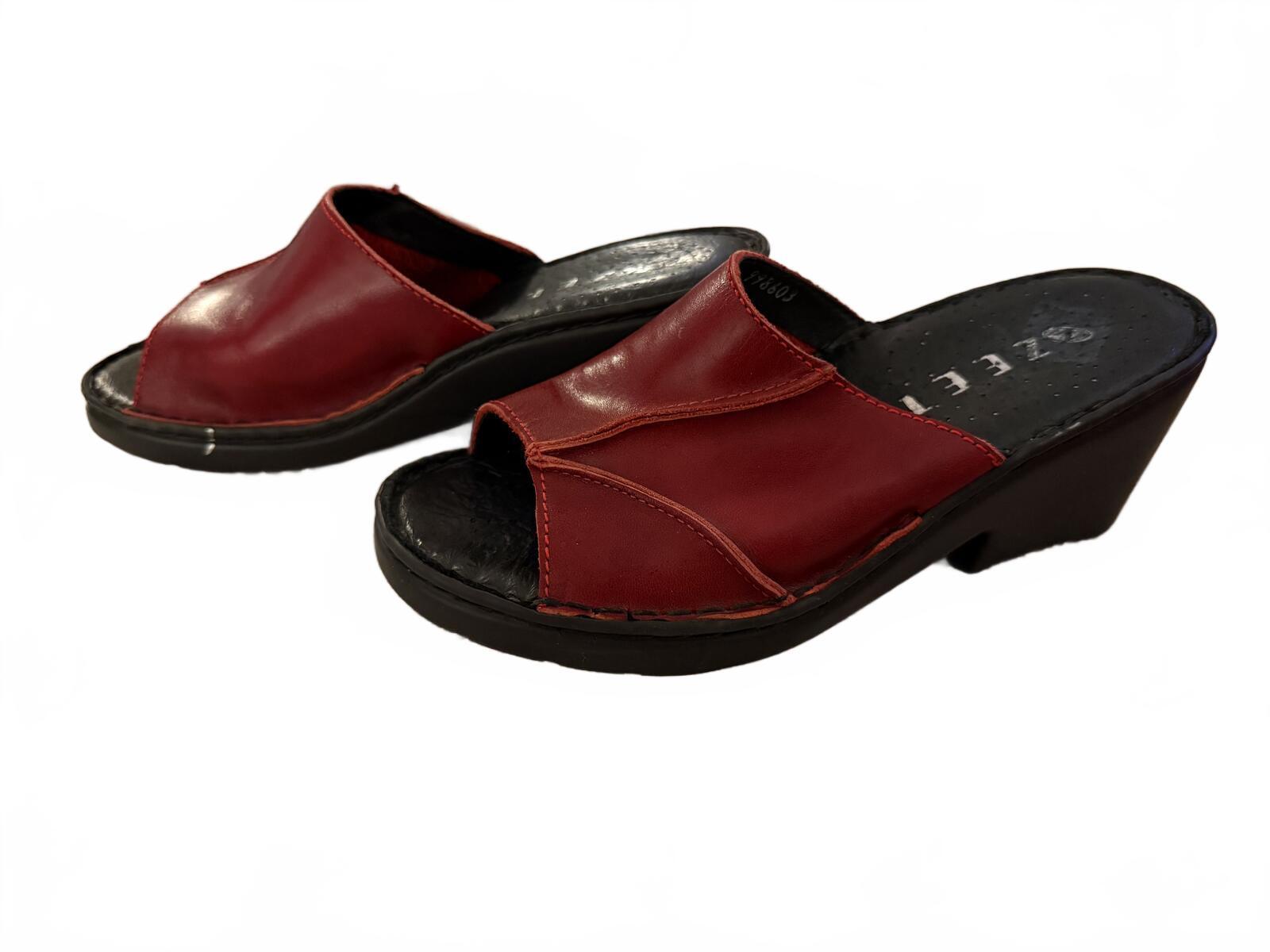 Zeeta Burgundy Leather Open-Toe Wedge Sandals