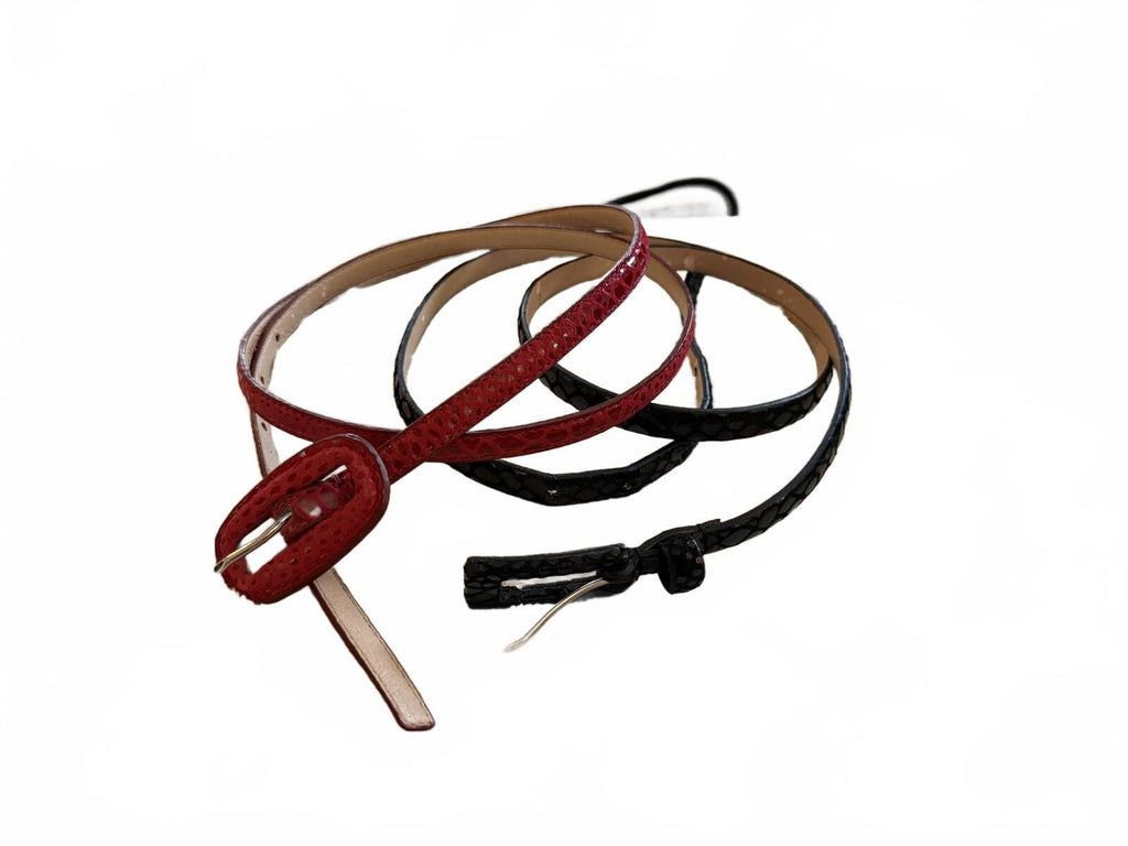 Set of Two Thin Leather Belts in Black and Burgundy