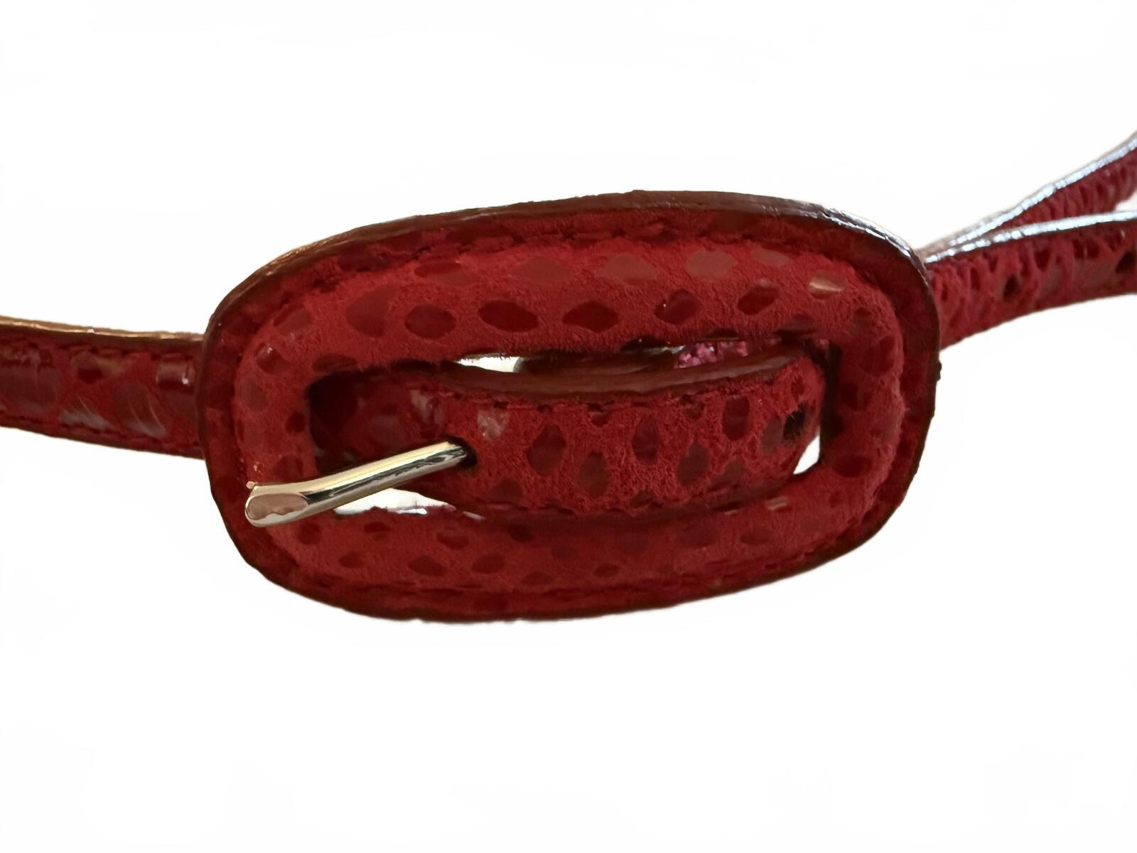 Set of Two Thin Leather Belts in Black and Burgundy