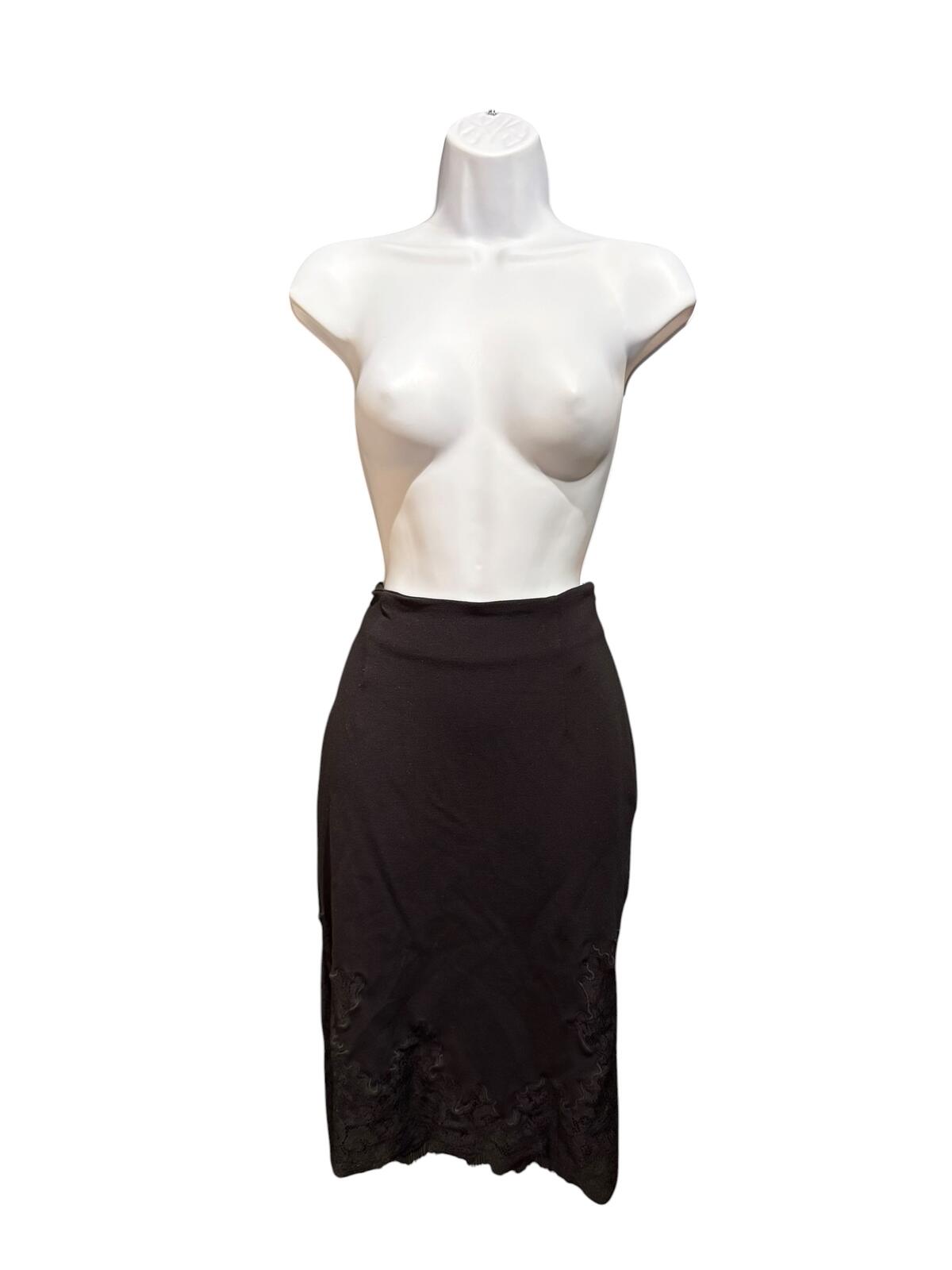 Body by Victoria Black Lace Hem Stretch Pencil Skirt