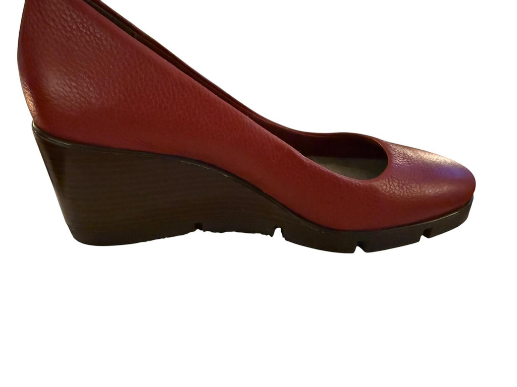 Betabrand Red Leather Wedge Heels with Heel Pull Tab