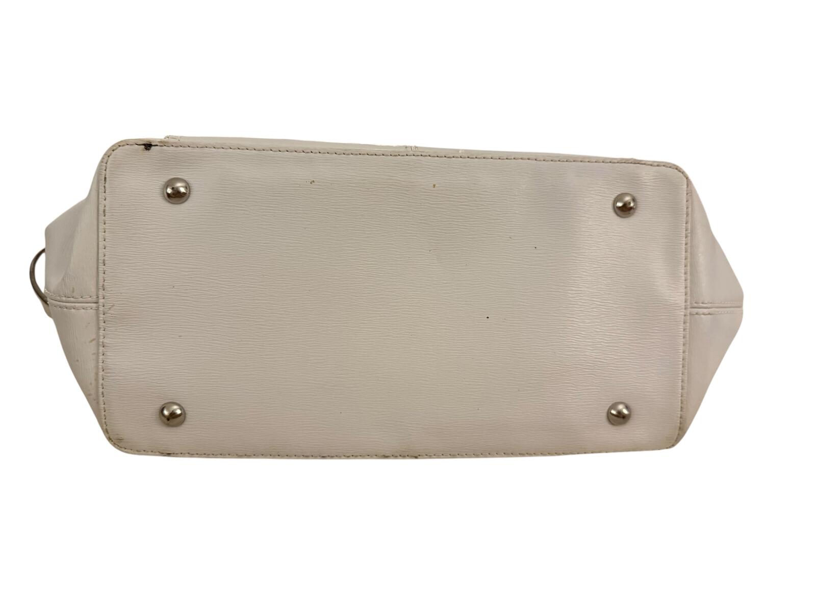 Tignanello Cream Leather Shoulder/Handbag with Side Pockets