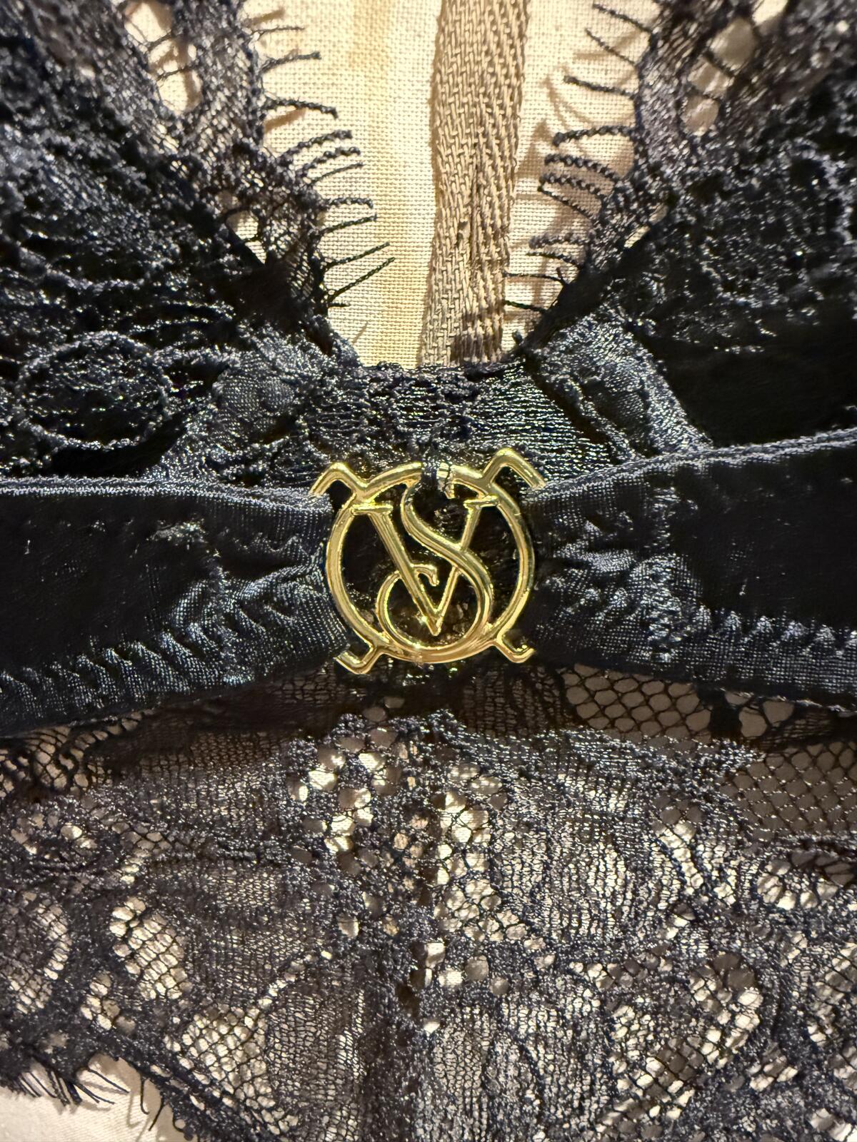Victoria’s Secret Black Lace Bralette with Adjustable Straps and Hook Closure