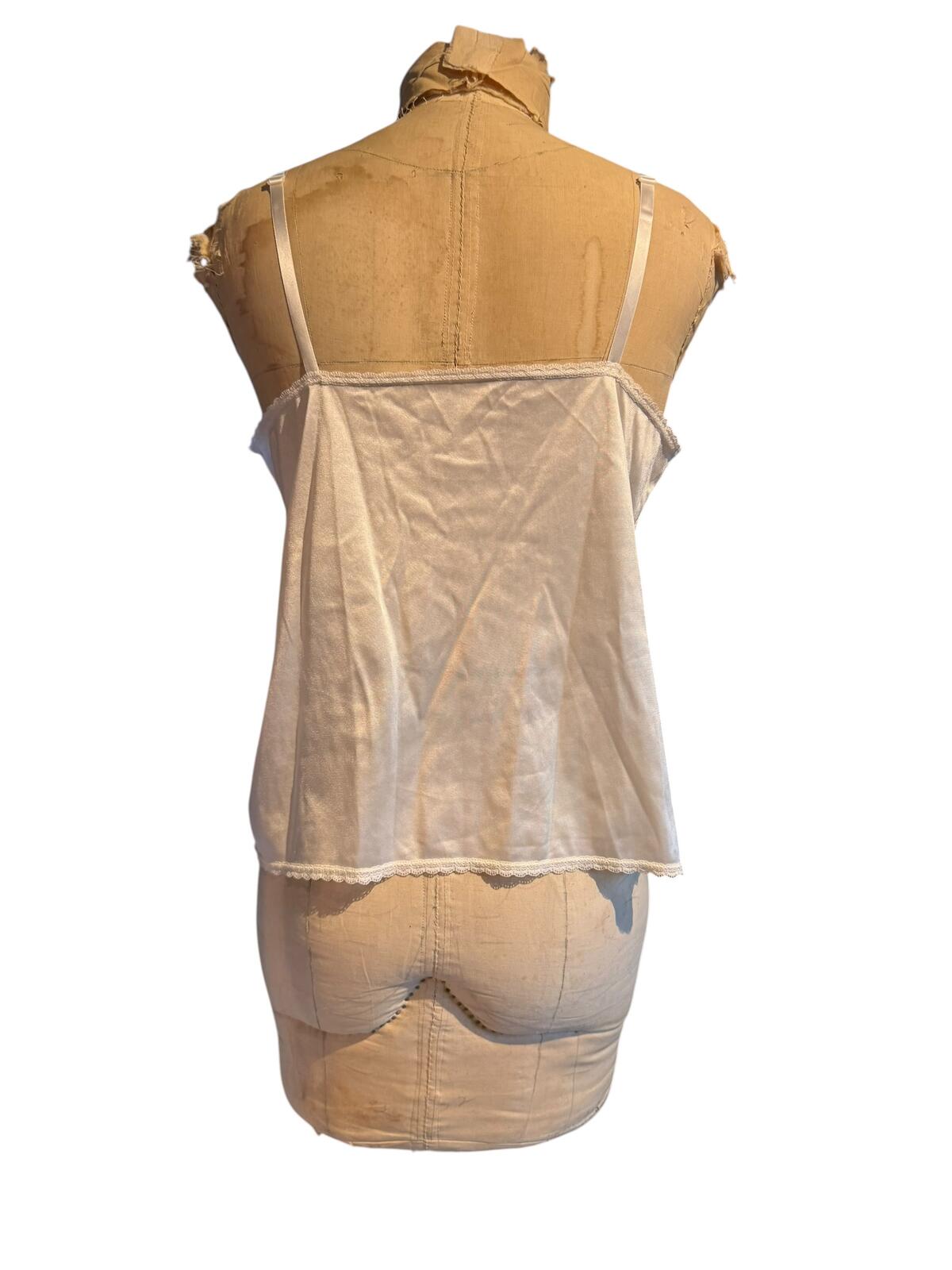 Vassarette Vintage White Lace Trim Camisole Top