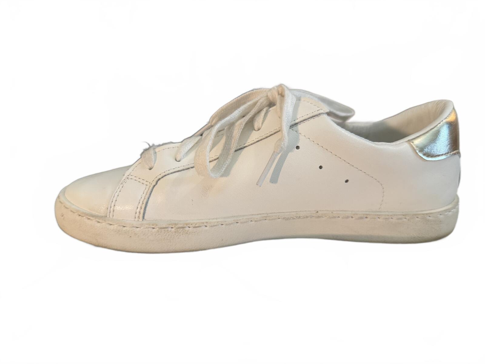 Vintage Havana White Sneakers with Gold Star Accent