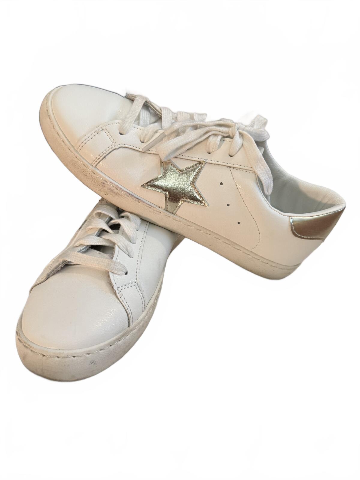 Vintage Havana White Sneakers with Gold Star Accent