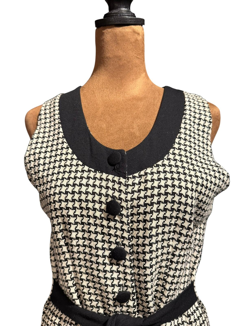 Talent Vintage Sleeveless Houndstooth Button-Front Maxi Dress with Belt