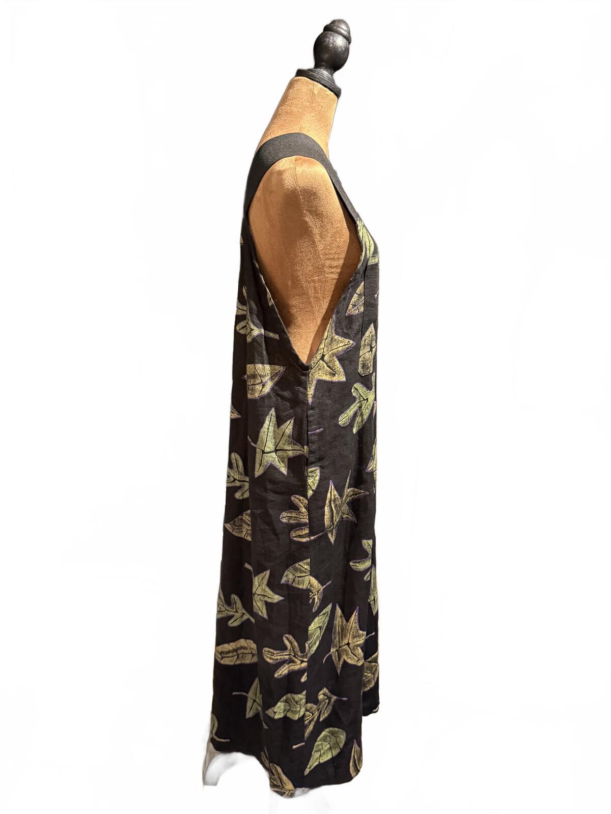 Good Dog Mud Pig Sleeveless Black Dress with Green Leaf Print
